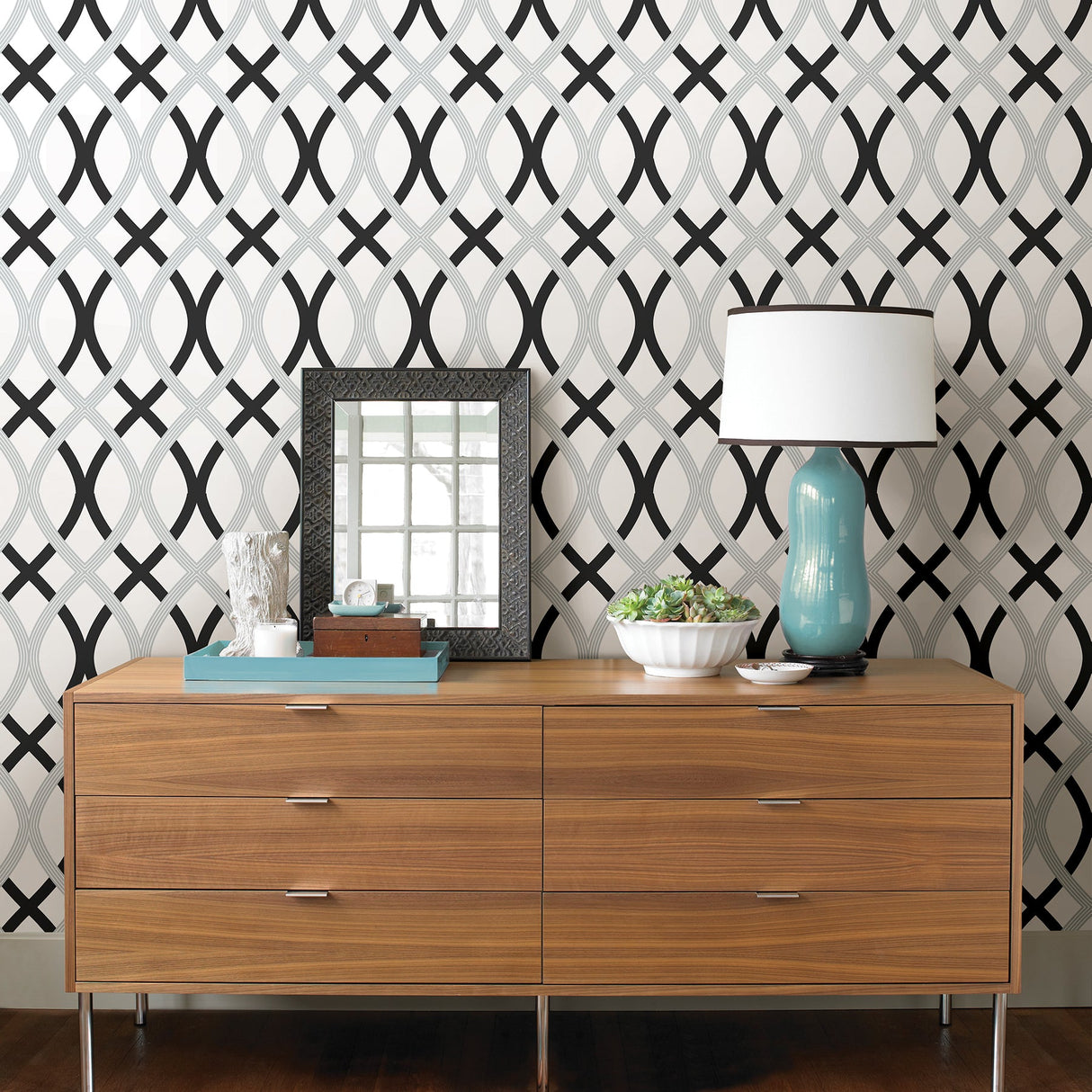 NuWallpaper NU1658 Black and Silver Lattice Peel & Stick Wallpaper