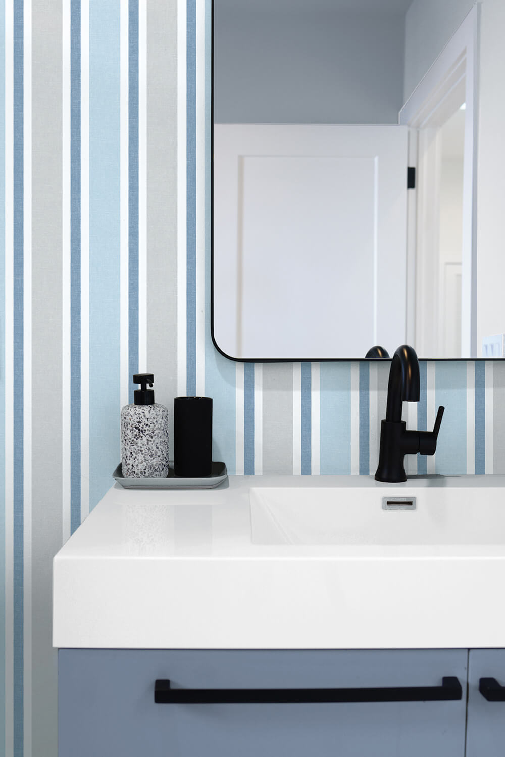 NextWall NW37002 Peek & Stick Wallpaper - Eade's Wallpaper & Fabric