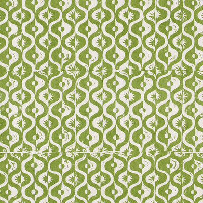 LEE JOFA PBFC-3523.3.0 SMALL MEDALLION WP FERN Wallpaper - Eade's Wallpaper