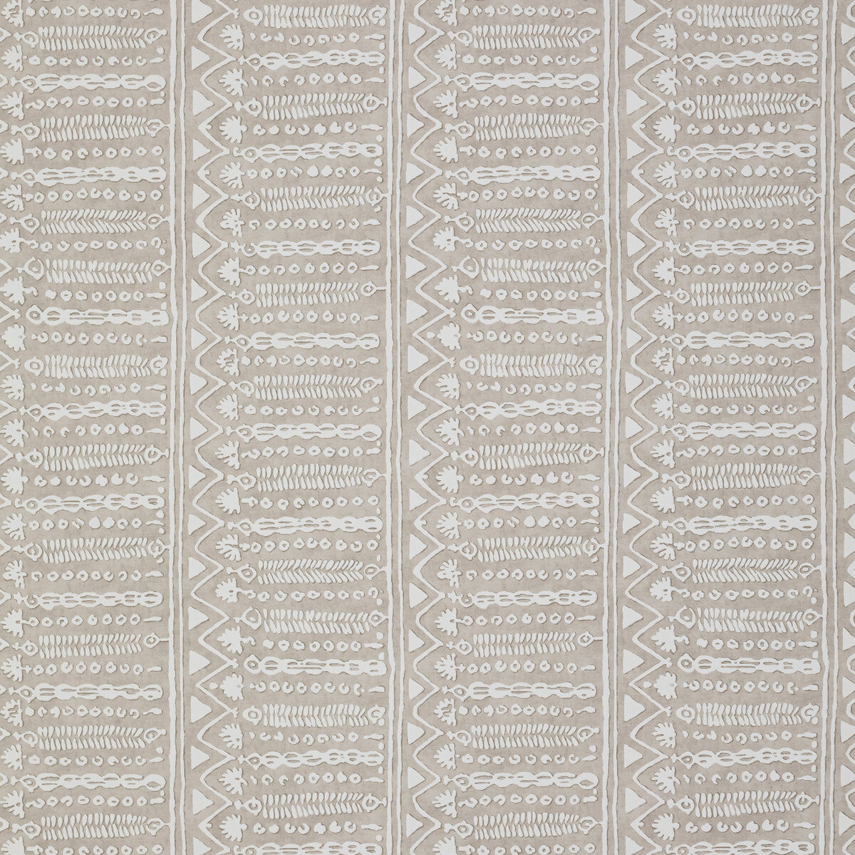 LEE JOFA PBFC-3530.16.0 ABINGDON WP SAND Wallpaper - Eade's Wallpaper