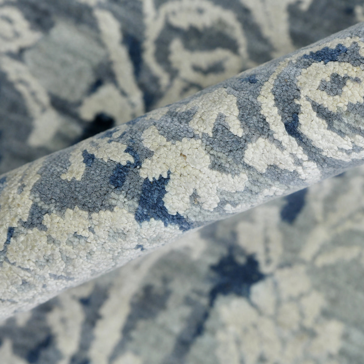 Amer Rugs PEA70203 Pearl Water Blue Area Rug