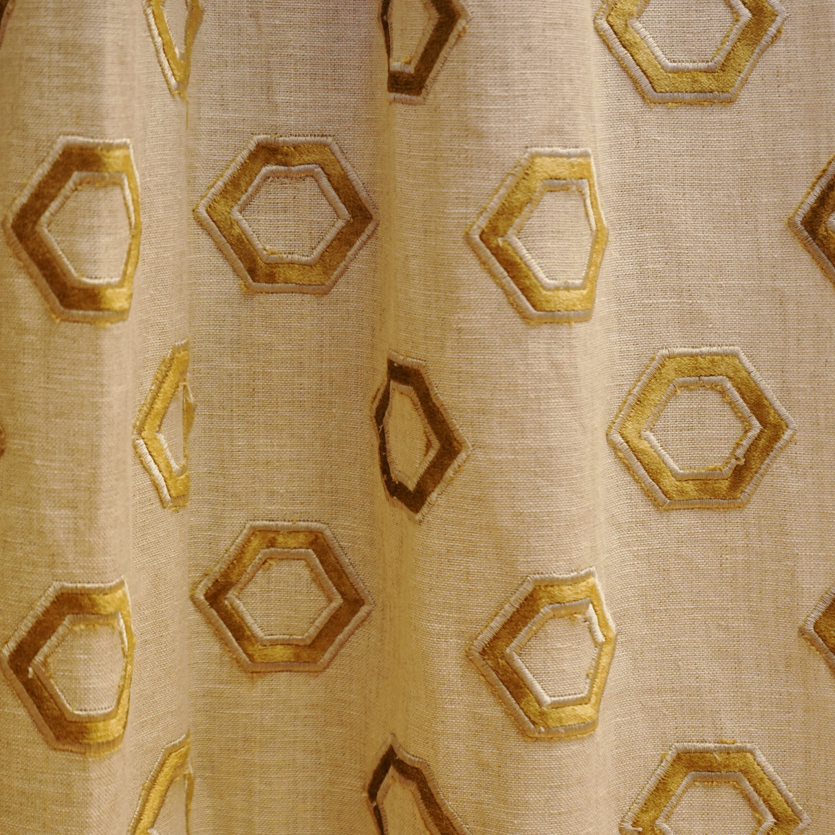 JF Studio 16-SJ101 PERU Fabric - Eade's Wallpaper & Fabric