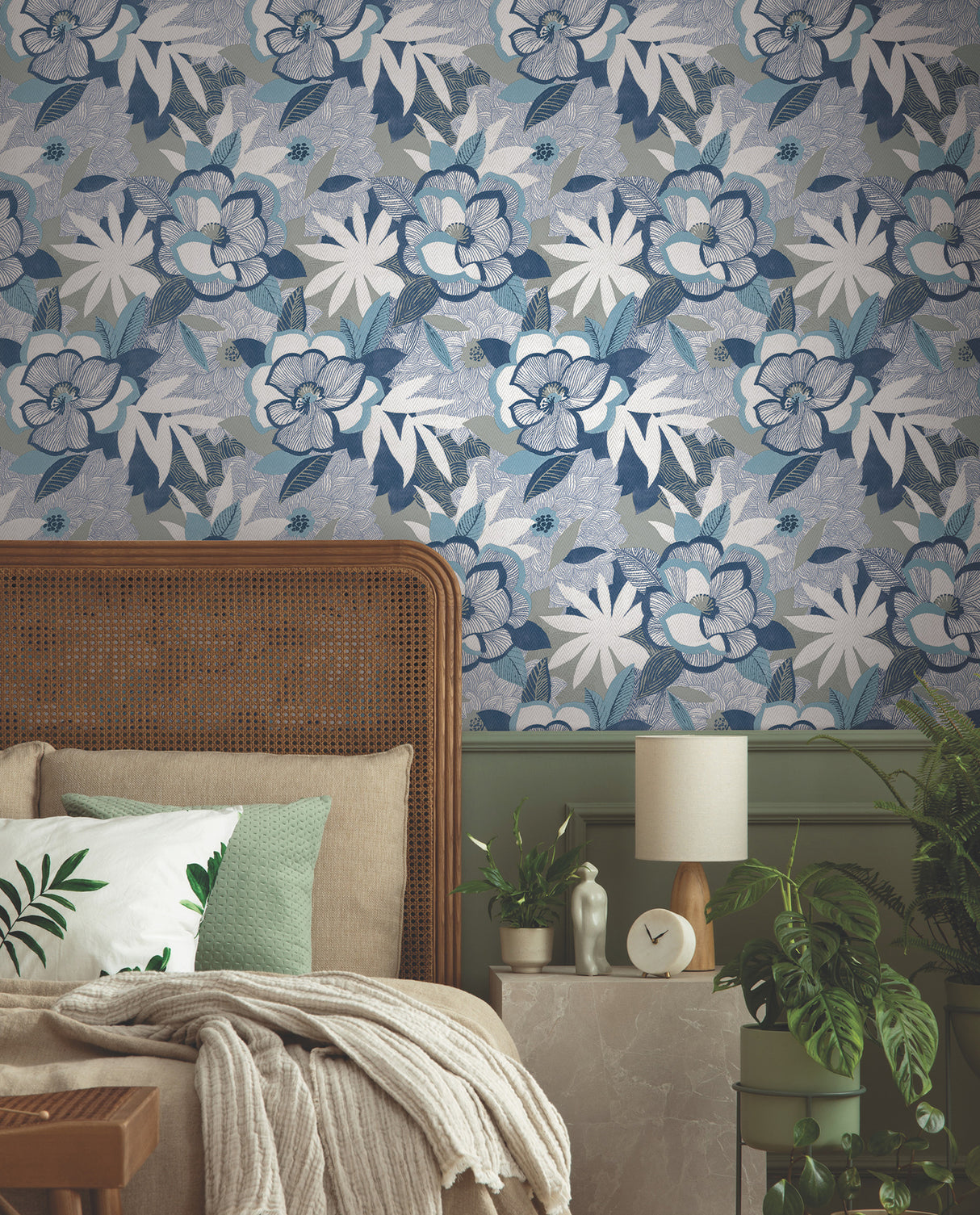 York Wallcoverings PSW1699RL Fantasium Blue Floral Peel + St