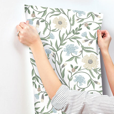 Rifle Paper Co. RF7434 Aster Wallpaper - Eade's Wallpaper