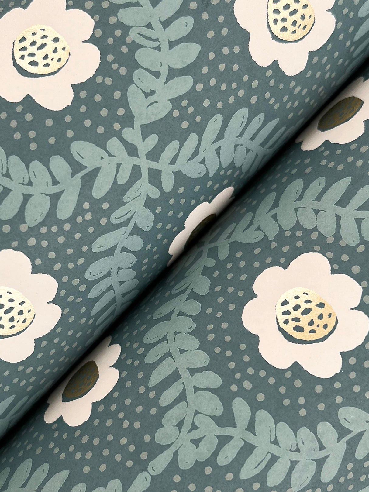Rifle Paper Co. RF7445 Emma Slate Wallpaper