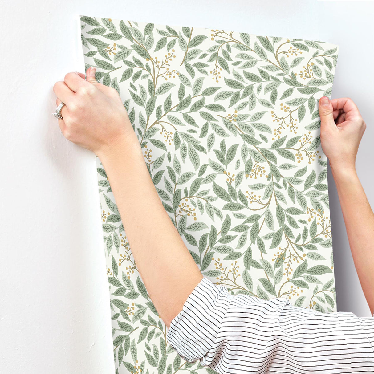 Rifle Paper Co. RF7465 Willowberry Sage Wallpaper
