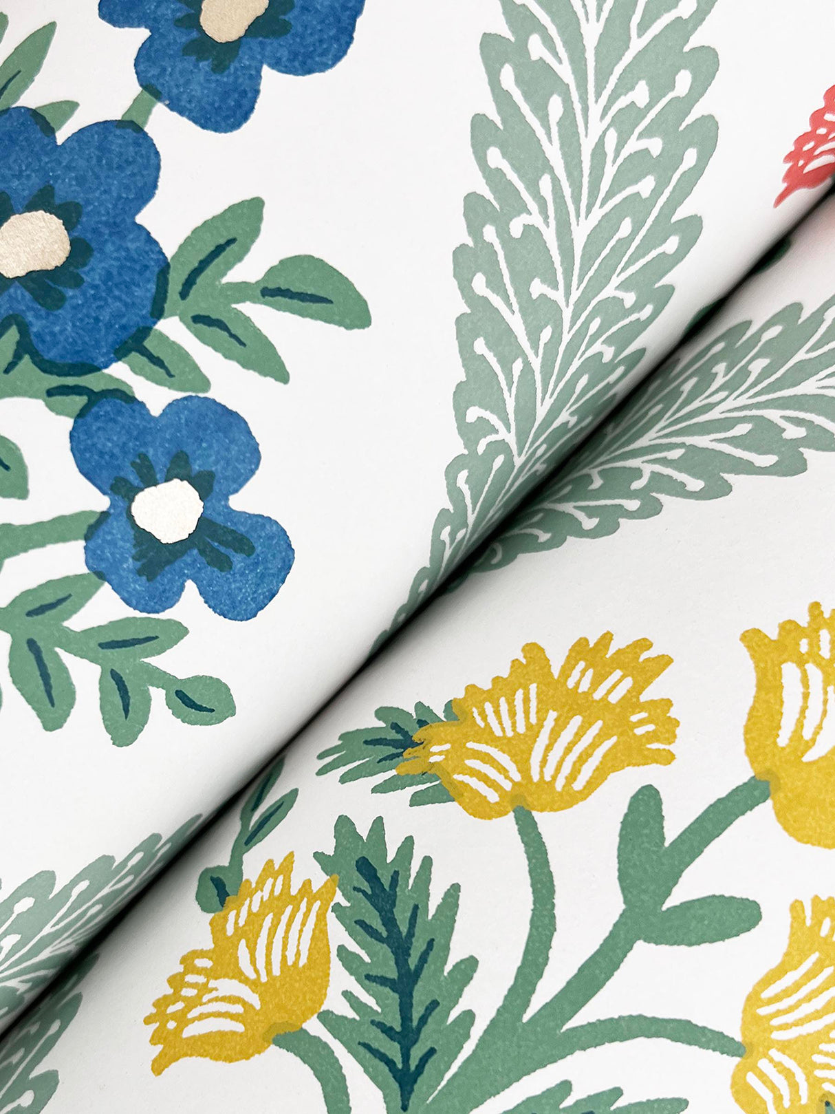 Rifle Paper Co. RF7513 Estee Garden Sage Wallpaper