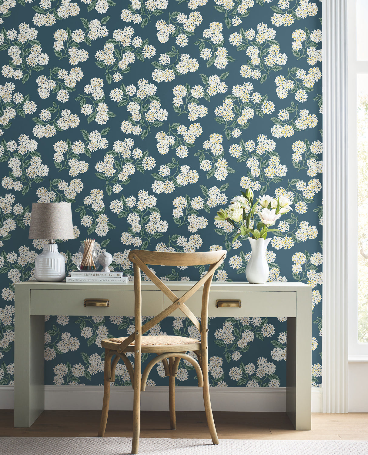 York RP7395 Hydrangea Blue Wallpaper