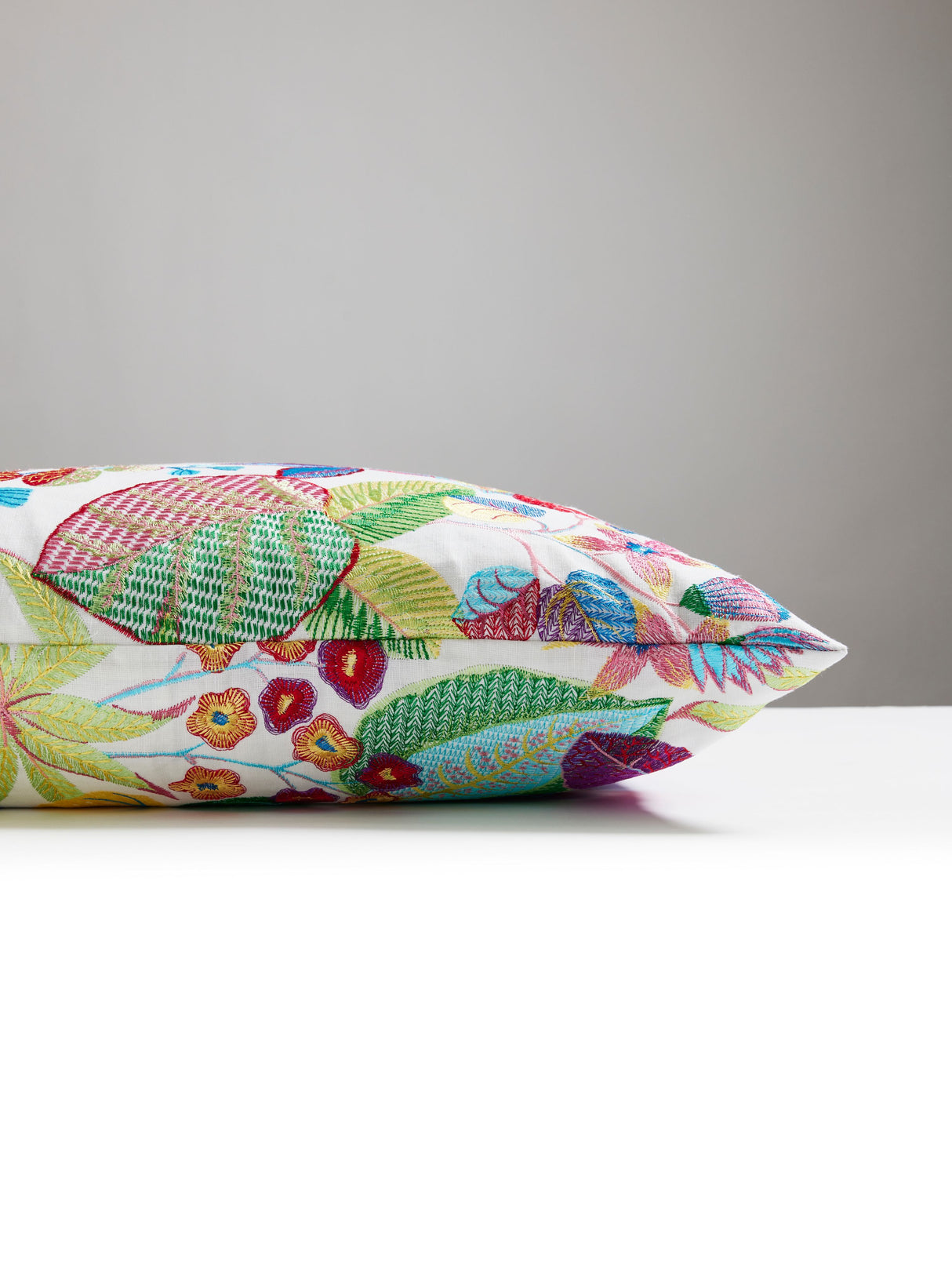 Scalamandre S7 0001SDDK5400 GREENHOUSE PILLOW - Pillow Colle