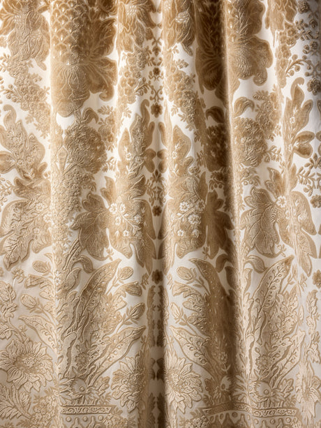 Scalamandre SC 000127321 FAWN REGIS VELVET DAMASK Fabric - Eade's Wallpaper