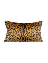 Scalamandre SC 0001ALLEOPPIL LEOPARDO / VELVET PILLOW - Pill