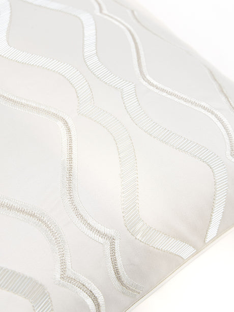 Scalamandre SC 0001SDDS88447 VALENTINA BEADED PILLOW - Pillo