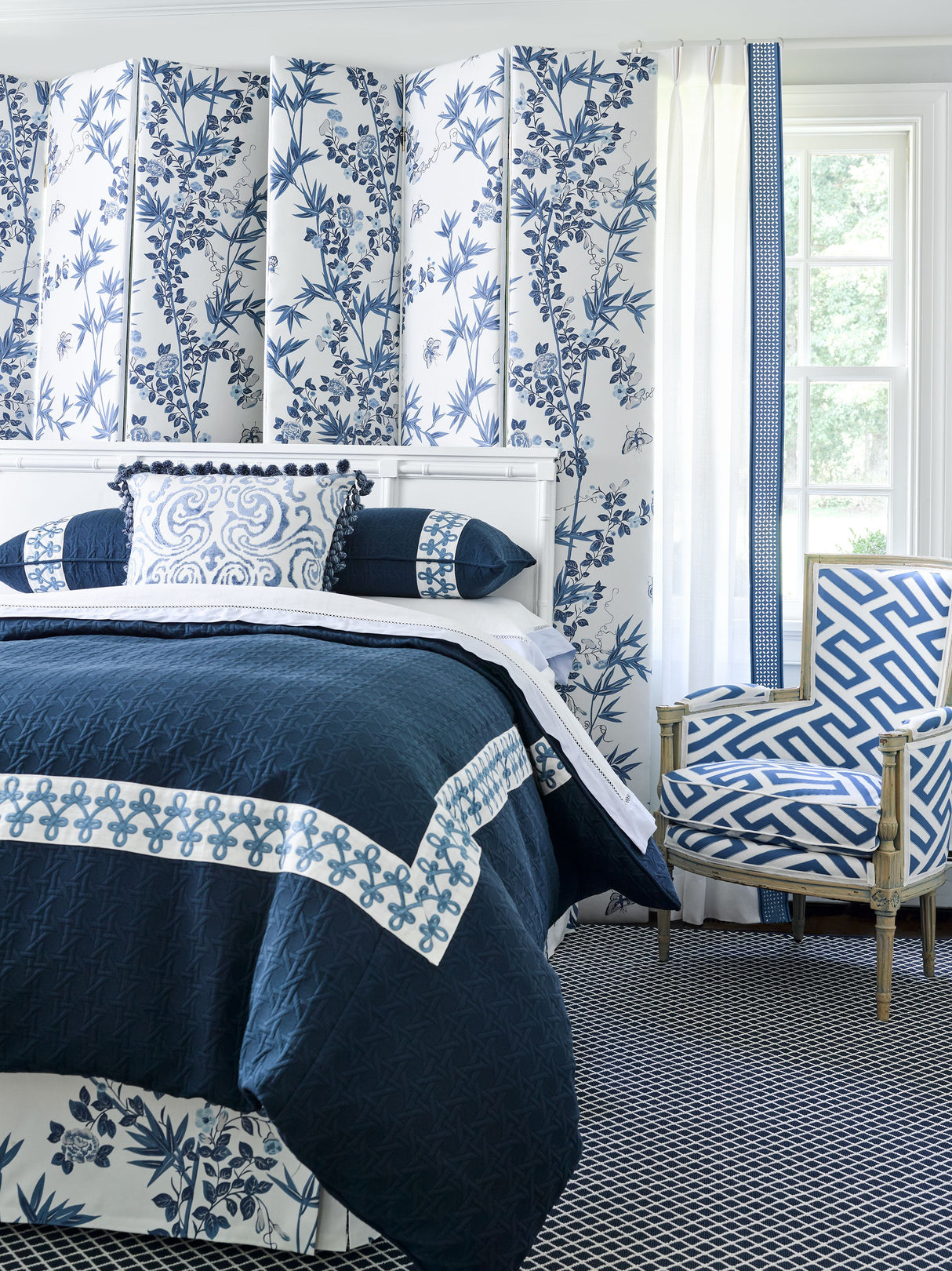 Scalamandre SC 000216608 PORCELAIN JARDIN DE CHINE PRINT Fabric - Eade's Wallpaper