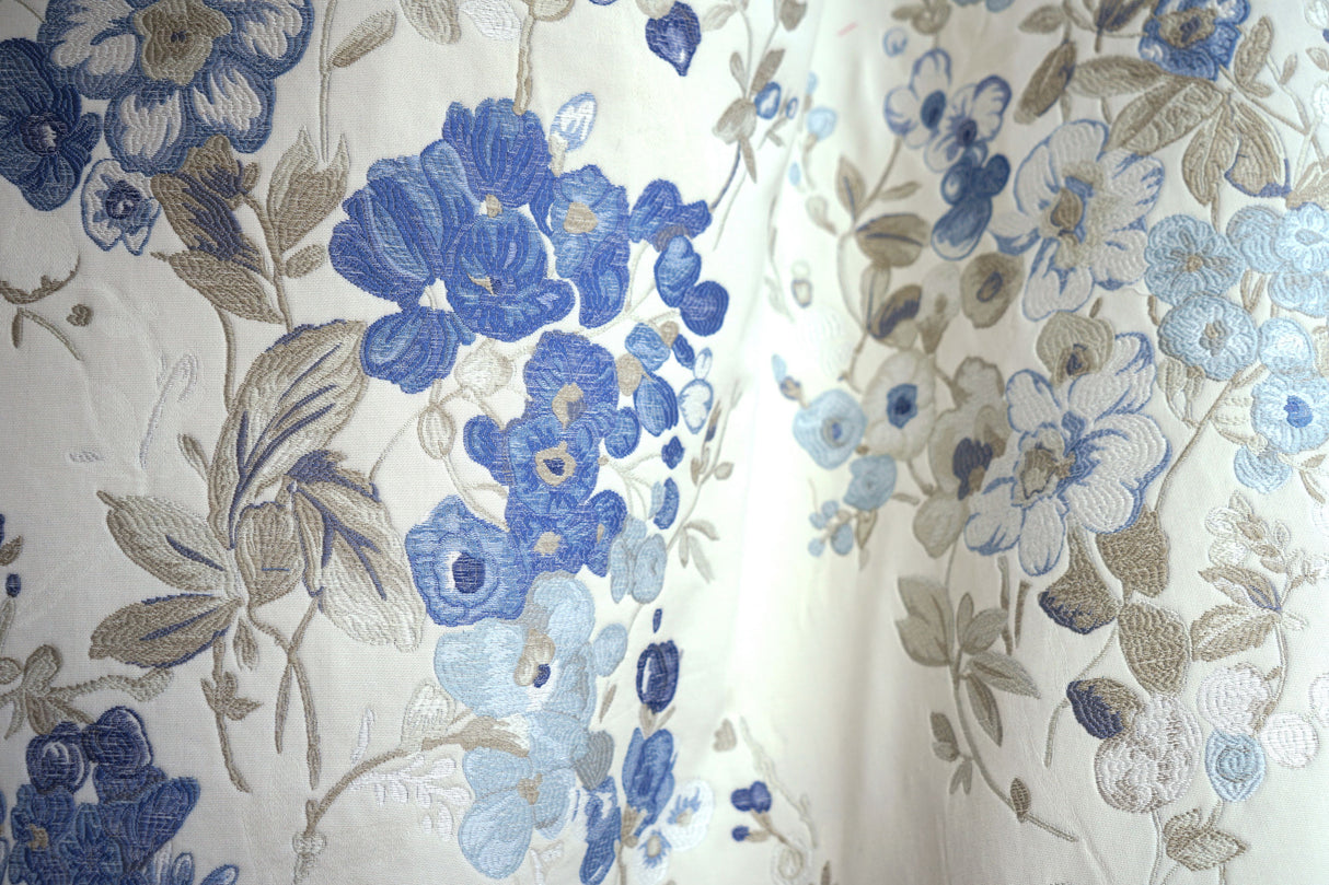Scalamandre SC 000227224 MORNING GLORY ANTONELLA LAMPAS Fabric - Eade's Wallpaper