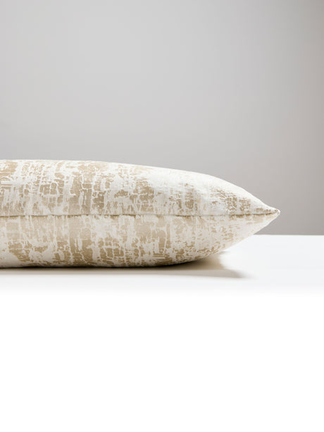 Scalamandre SC 0002LBDK16617 TESORO VELVET LUMBAR PILLOW - P