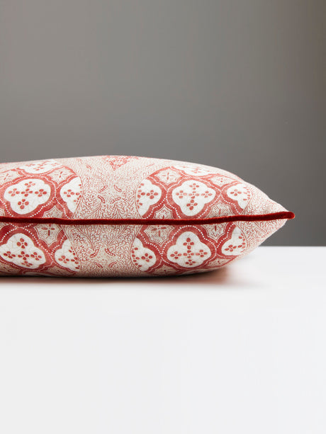 Scalamandre SC 0002LFARRPILL FARRAH PRINT PILLOW - Pillow Co