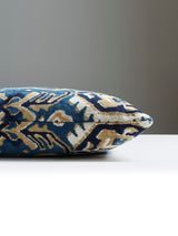 Scalamandre SC 0002OUSHPILL OUSHAK LINEN VELVET PILLOW - Pil