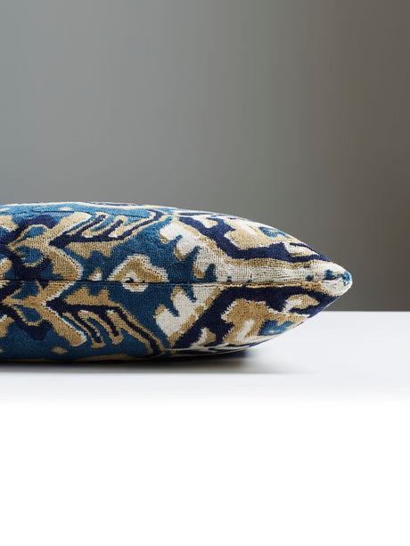 Scalamandre SC 0002OUSHPILL OUSHAK LINEN VELVET PILLOW - Pil