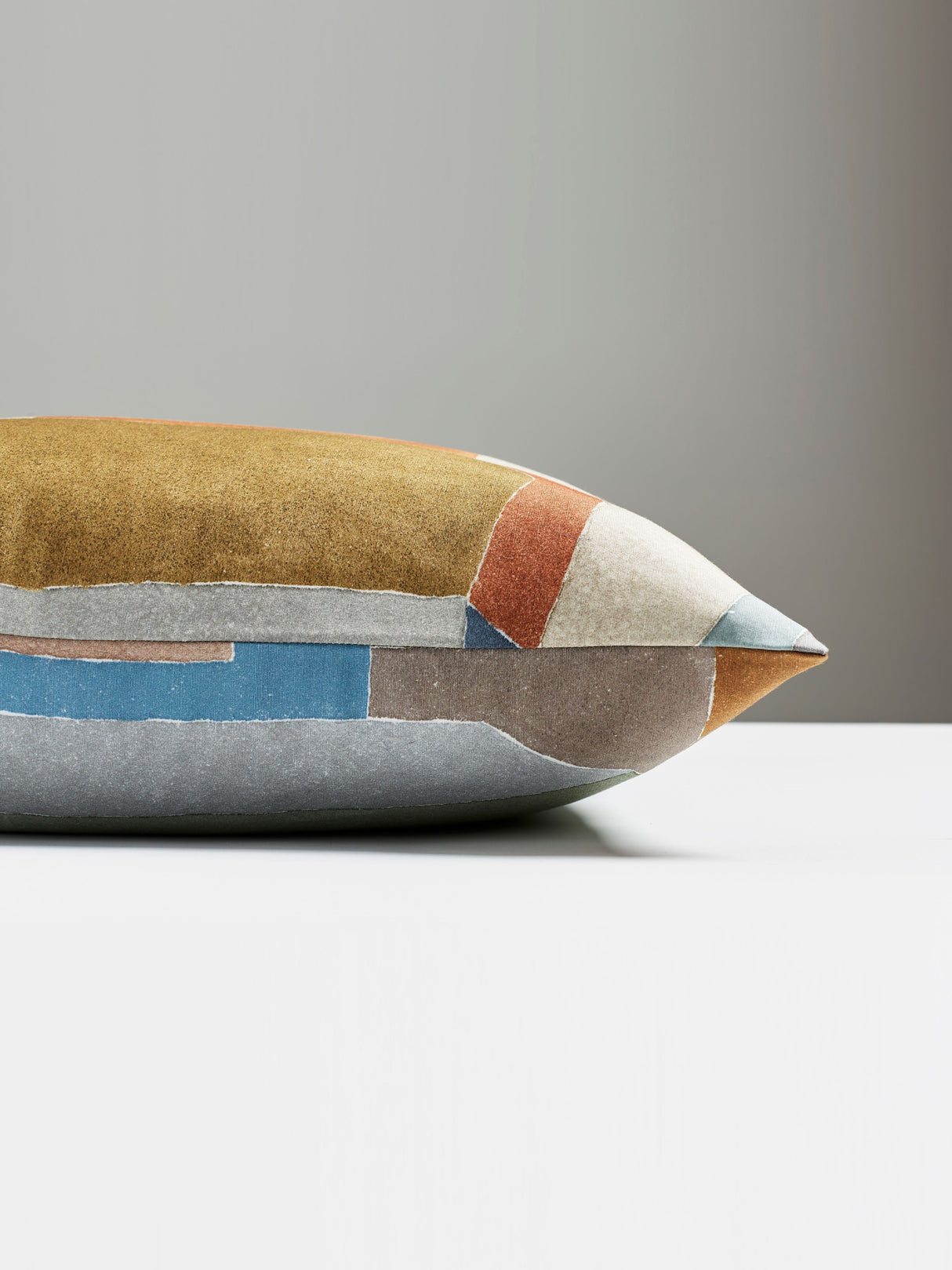 Scalamandre SC 0002RIADPILL RIAD PILLOW - Pillow Collection