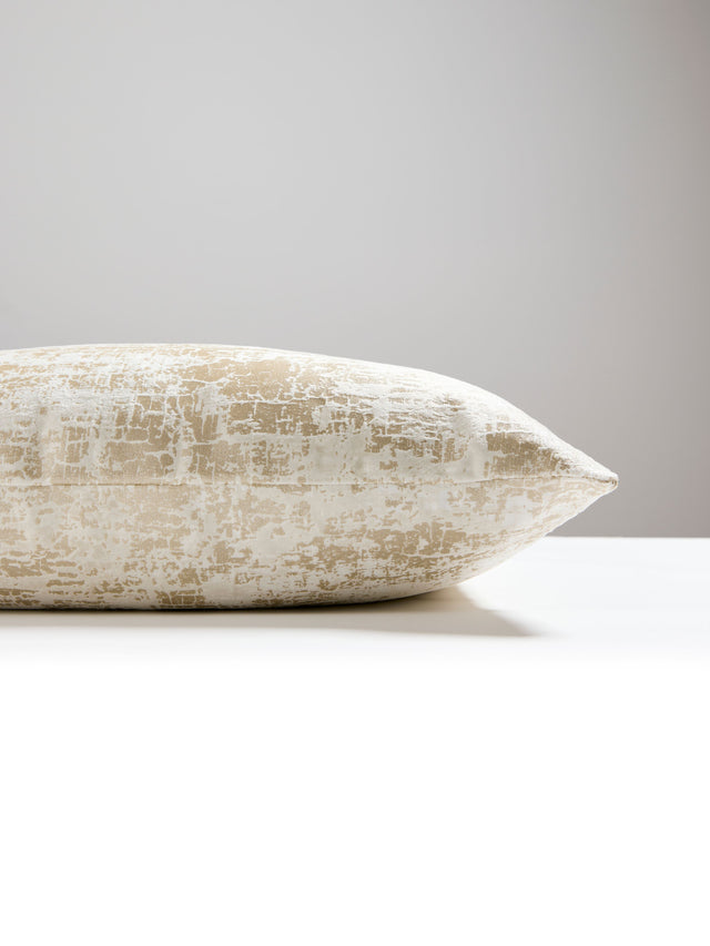 Scalamandre SC 0002SDDK16617 TESORO VELVET PILLOW - Pillow C