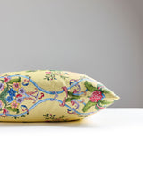 Scalamandre SC 0002SDDK16648 CAMELLIA TRELLIS PILLOW - Pillo