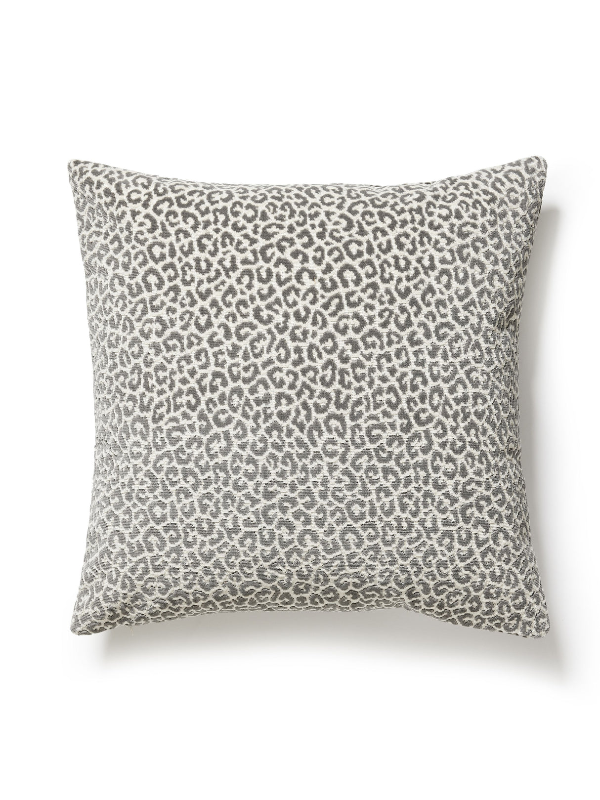 Scalamandre SC 0002SDDK27037 PANTHERA VELVET PILLOW - Pillow