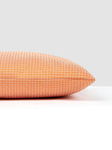 Scalamandre SC 0002SDDK27068 BIRD'S EYE OUTDOOR PILLOW - Pil