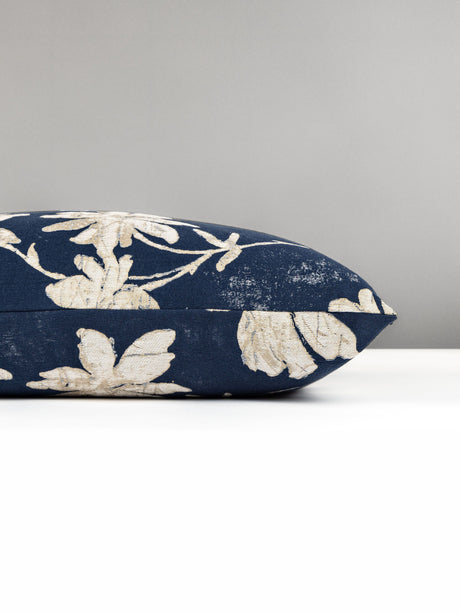 Scalamandre SC 0002SDDK27082 FLORE BATIK PILLOW - Pillow Col