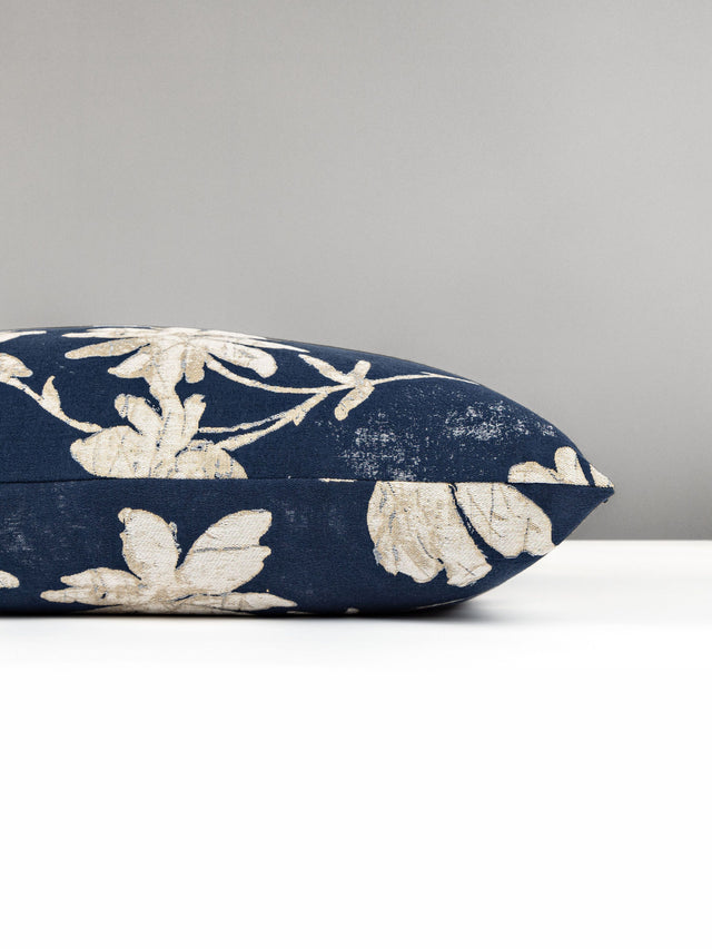 Scalamandre SC 0002SDDK27082 FLORE BATIK PILLOW - Pillow Col