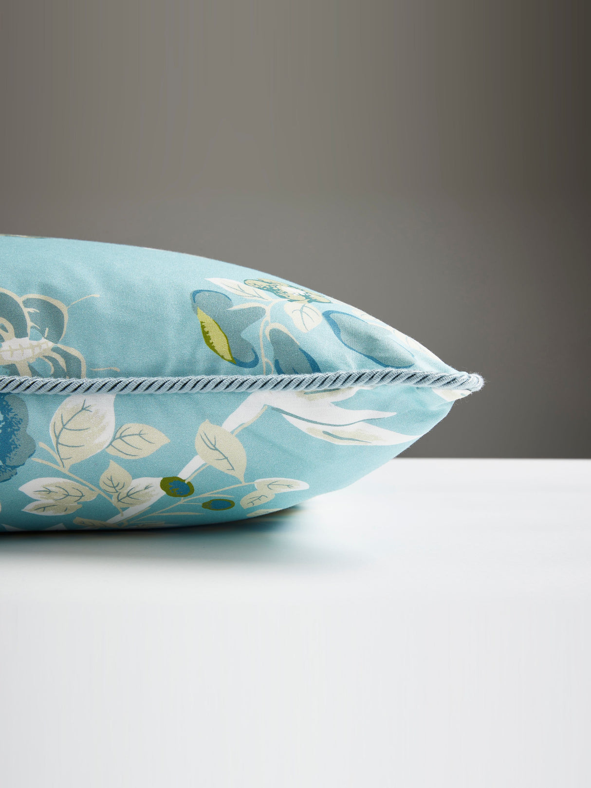 Scalamandre SC 0003JARDPILL JARDIN DE CHINE PILLOW - Pillow 