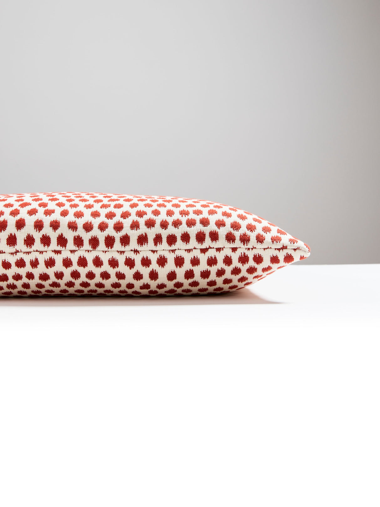Scalamandre SC 0003LBDK27182 DOT WEAVE PILLOW - Pillow Colle