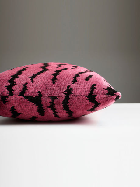 Scalamandre SC 0003LTIGRPILL TIGRE LUMBAR PILLOW - Pillow Co