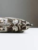 Scalamandre SC 0003OUSHPILL OUSHAK LINEN VELVET PILLOW - Pil