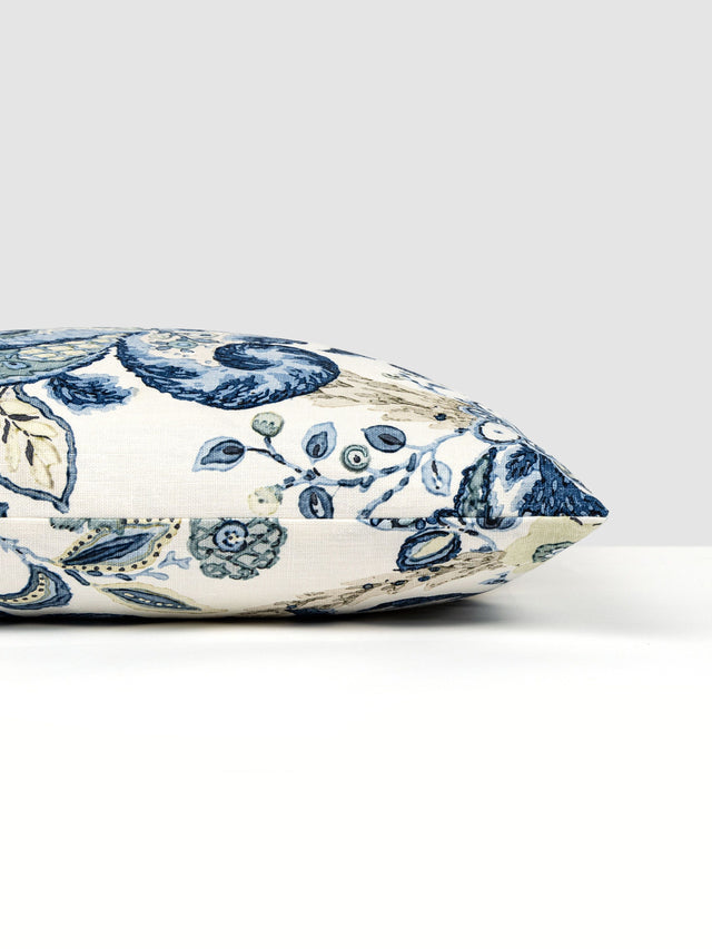 Scalamandre SC 0003SDDK16603 CUMBRIA HAND BLOCK PILLOW - Pil