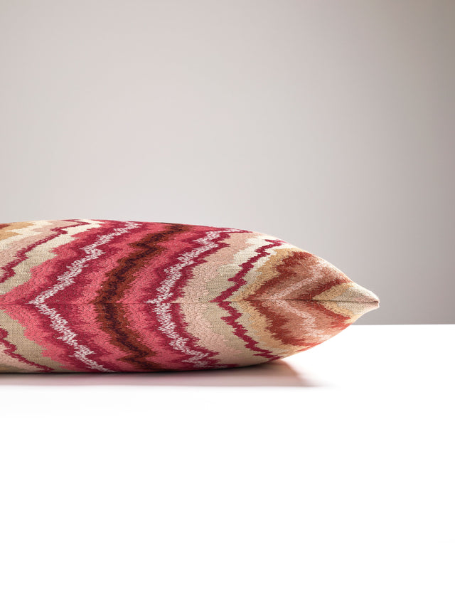 Scalamandre SC 0003SDDK27096 BERGAMO EMBROIDERY PILLOW - Pil