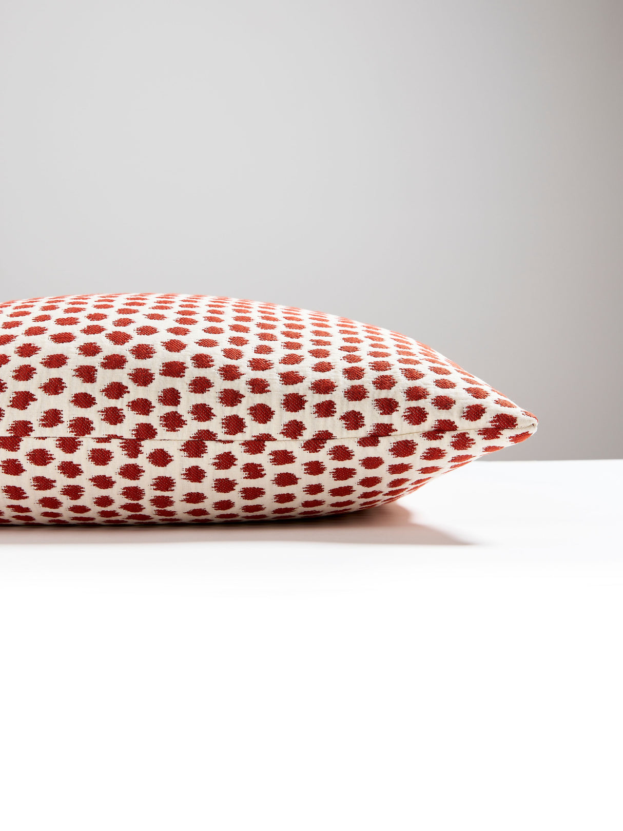 Scalamandre SC 0003SDDK27182 DOT WEAVE PILLOW - Pillow Colle