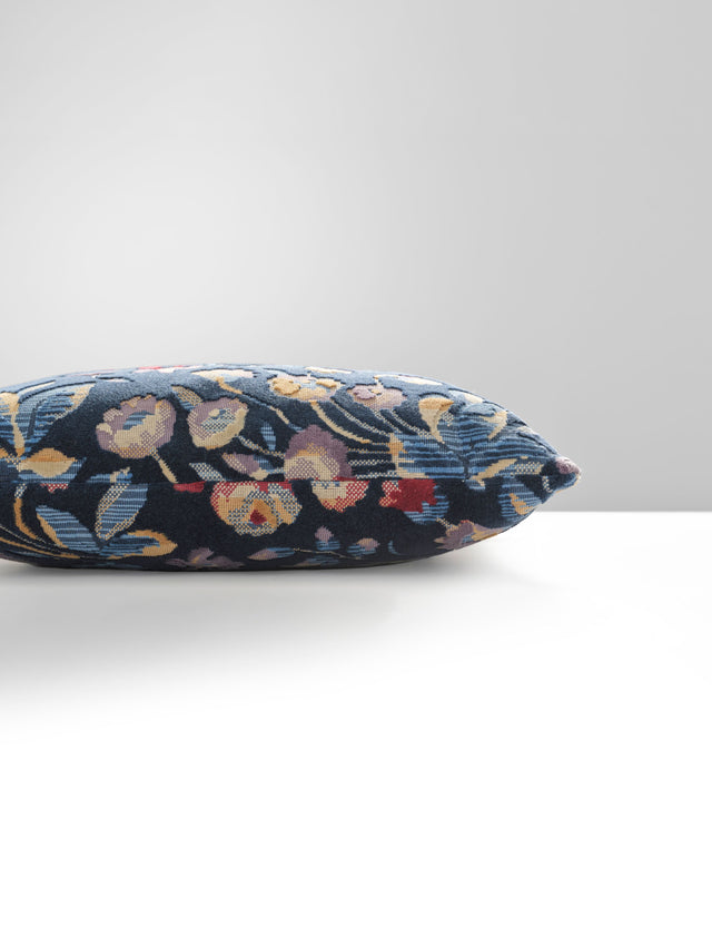 Scalamandre SC 0003SDDK27328 MILLEFLEUR VELVET PILLOW - Pill