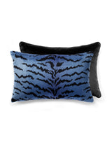Scalamandre SC 0004ALTIGRPIL TIGRE/VELVET LUMBAR PILLOW - Pi