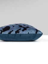 Scalamandre SC 0004MBDK26167 TIGRE/VELVET LUMBAR PILLOW - Pi