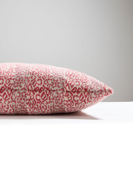 Scalamandre SC 0004SDDK26423 CORBET PILLOW - Pillow Collecti