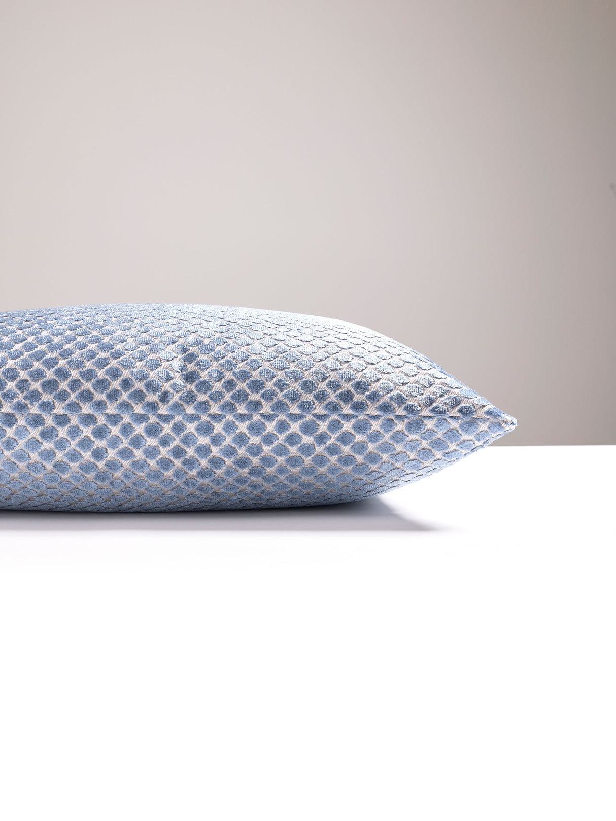 Scalamandre SC 0004SDDK27022 ETOSHA VELVET PILLOW - Pillow C