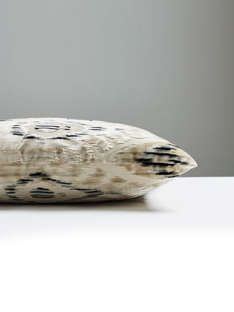 Scalamandre SC 0005TASHKPILL TASHKENT VELVET PILLOW - Pillow