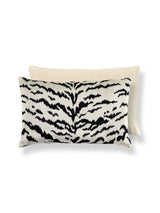 Scalamandre SC 0006MBDK26167 TIGRE/VELVET LUMBAR PILLOW - Pi