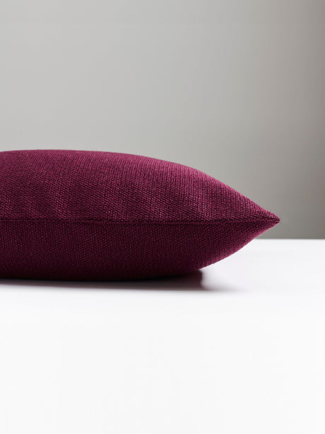 Scalamandre SC 0013BOSSPILL BOSS BOUCLE PILLOW - Pillow Coll