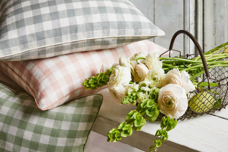 Scalamandre SC 000127166 BLUSH SWEDISH LINEN CHECK Fabric - Eade's Wallpaper