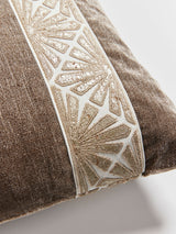 Scalamandre SC 2772SDDTT3338 MILAN/SUPREME VELVET PILLOW - P