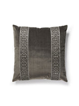 Scalamandre SC 3015SDDTT3337 SAXONY/STRIE VELVET PILLOW - Pi