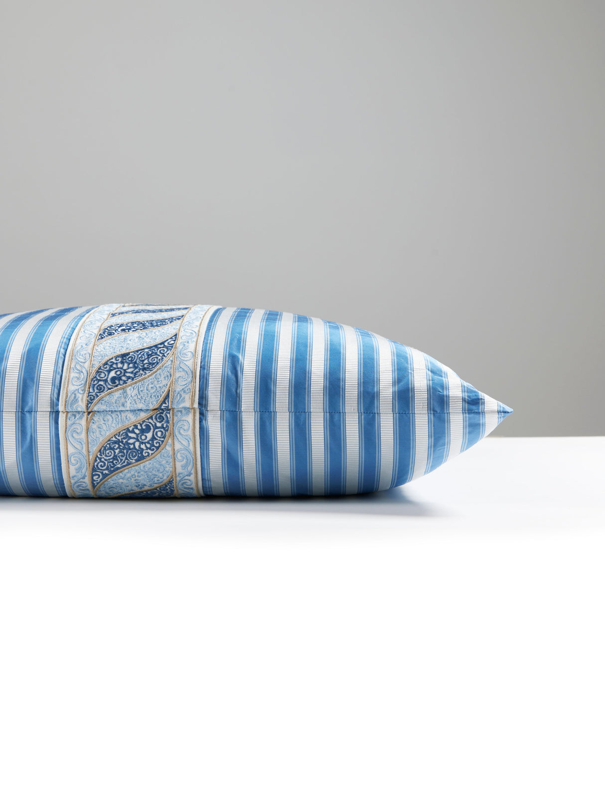 Scalamandre SC 4029SDDTT3340 PAISLEY/SHIRRED STRIPE PILLOW -