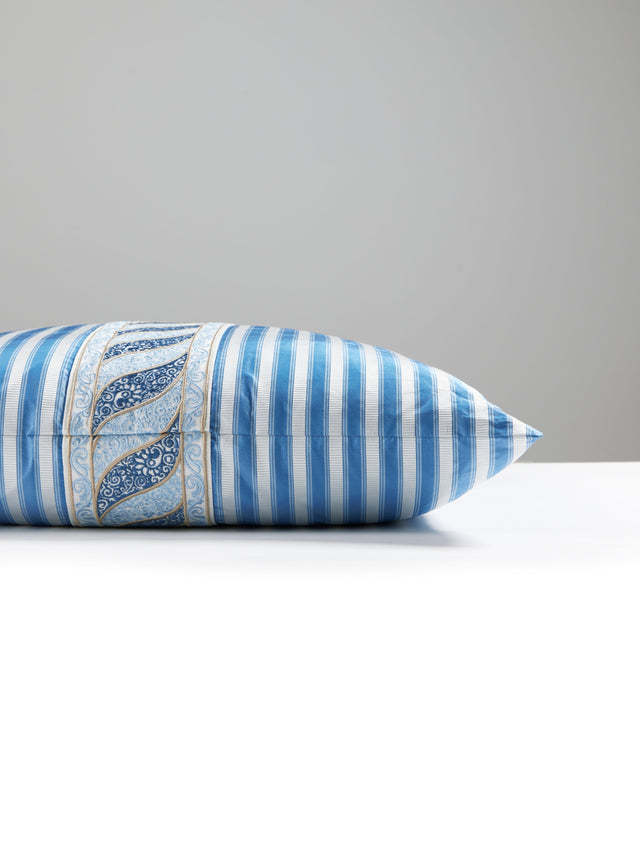 Scalamandre SC 4029SDDTT3340 PAISLEY/SHIRRED STRIPE PILLOW -