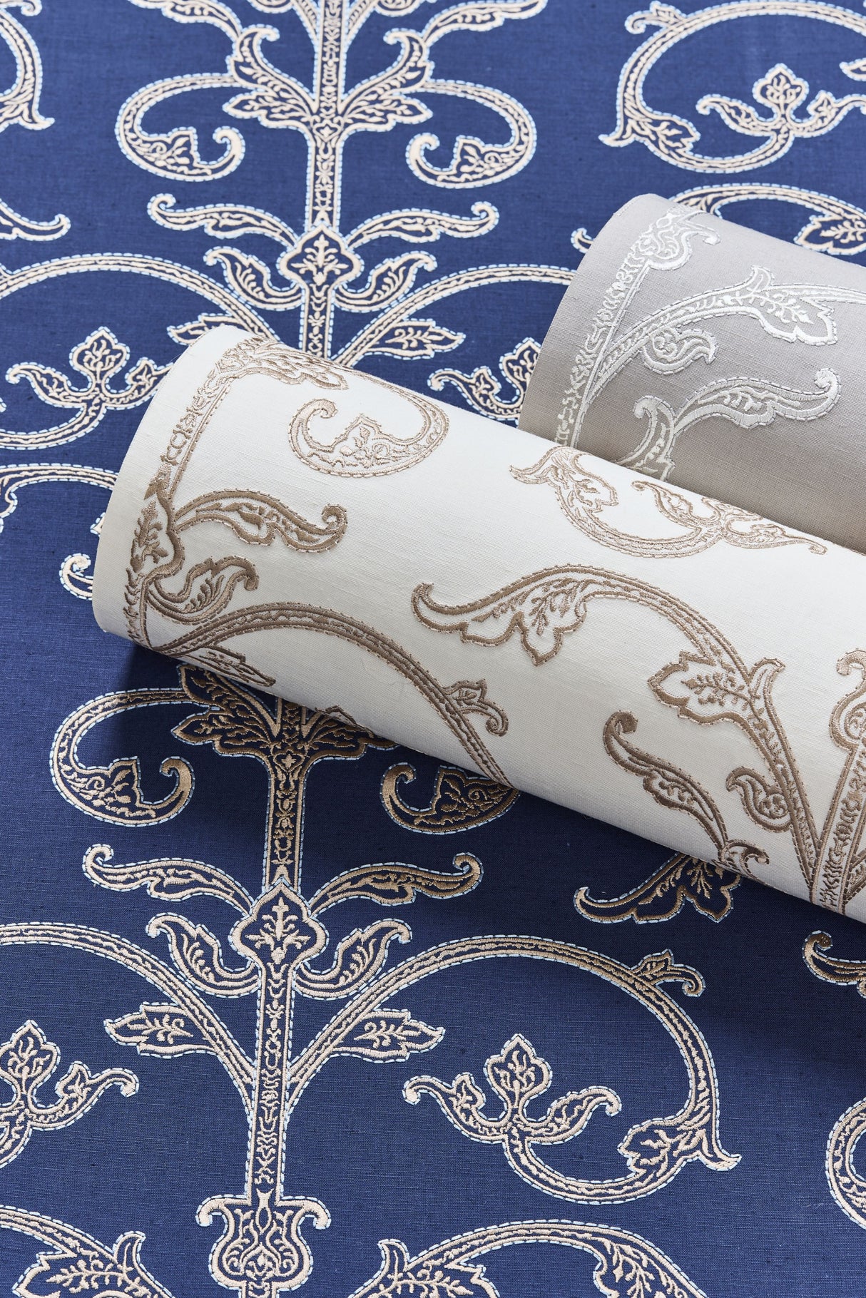 Scalamandre SC 0003WP88558 NAVY SAXONY SCROLL WALLPAPER - Eade's Wallpaper